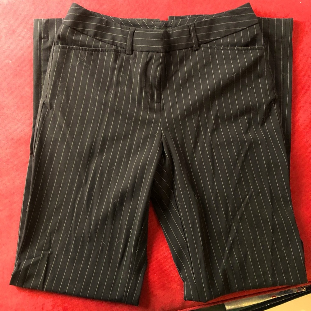 Worthington size 4 pinstripe trousers